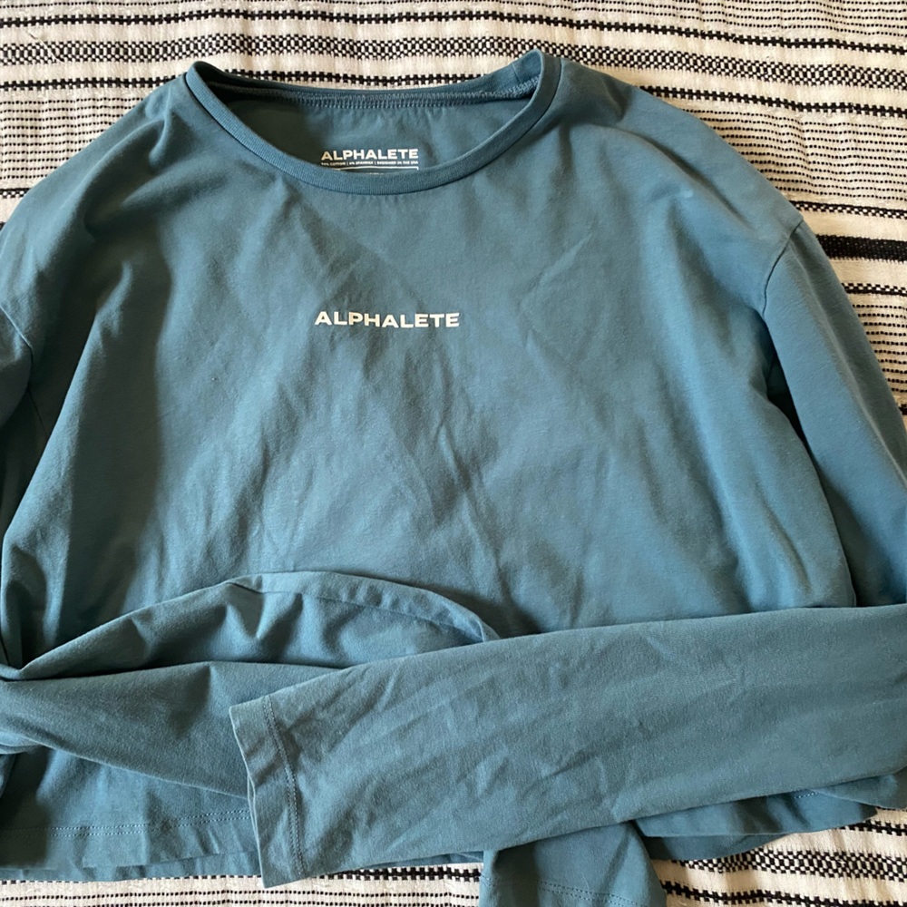 Alphalete crop top